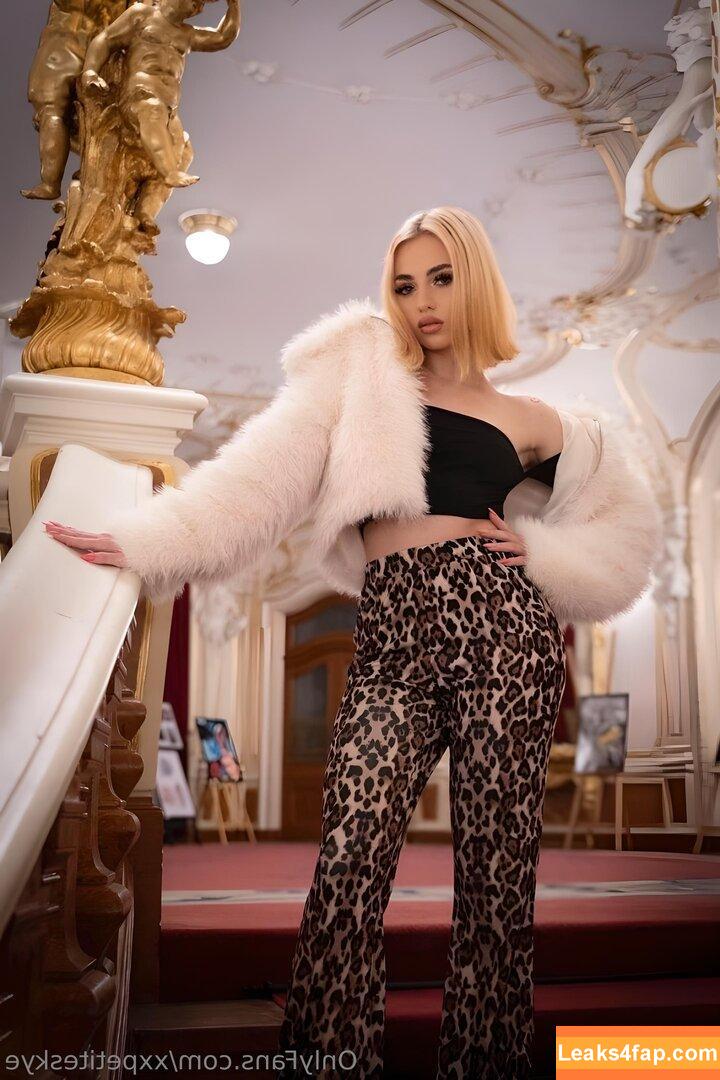 tokyoxxskye / skye_tokyo leaked photo photo #0003