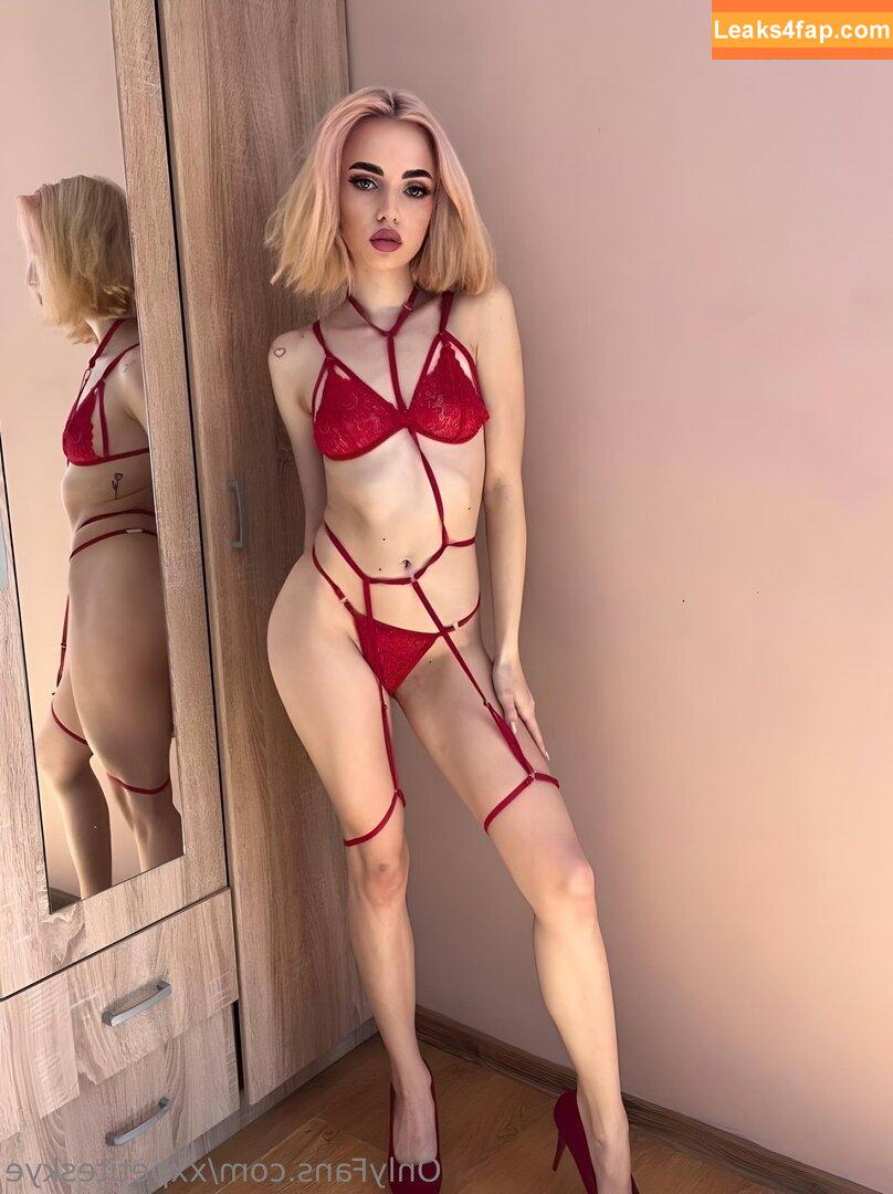 tokyoxxskye / skye_tokyo leaked photo photo #0007