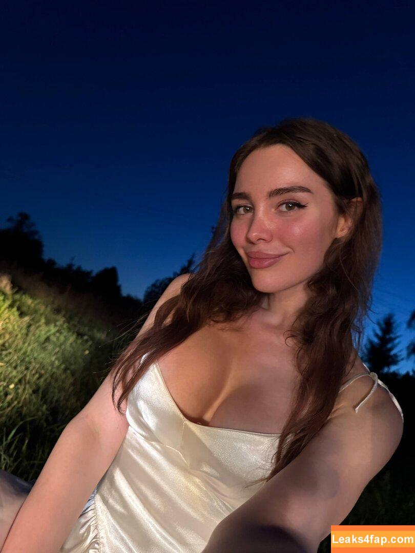 Toma Zhdanova / _tomato_333_ leaked photo photo #0260