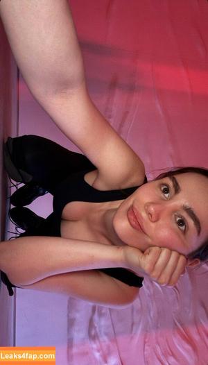 Toma Zhdanova photo #0208