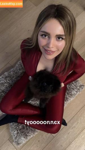 Toma Zhdanova photo #0209