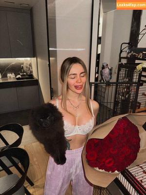 Toma Zhdanova photo #0211