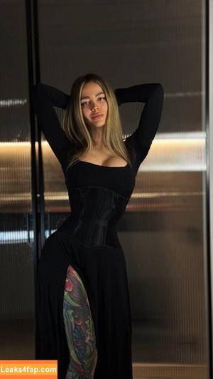 Toma Zhdanova photo #0214