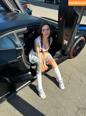 Toma Zhdanova photo #0258