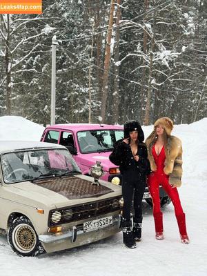 Toma Zhdanova фото #0291