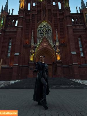 Toma Zhdanova photo #0297