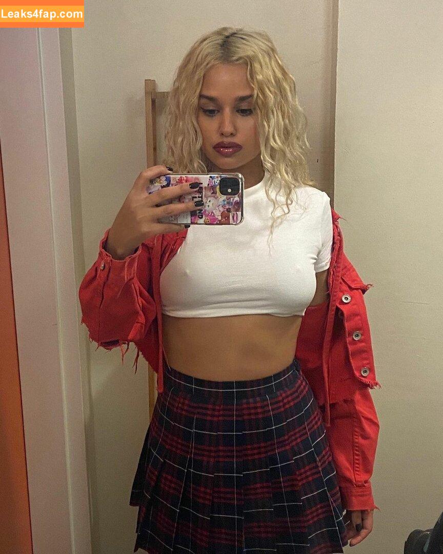 Tommy Genesis / tommygenesis leaked photo photo #0004