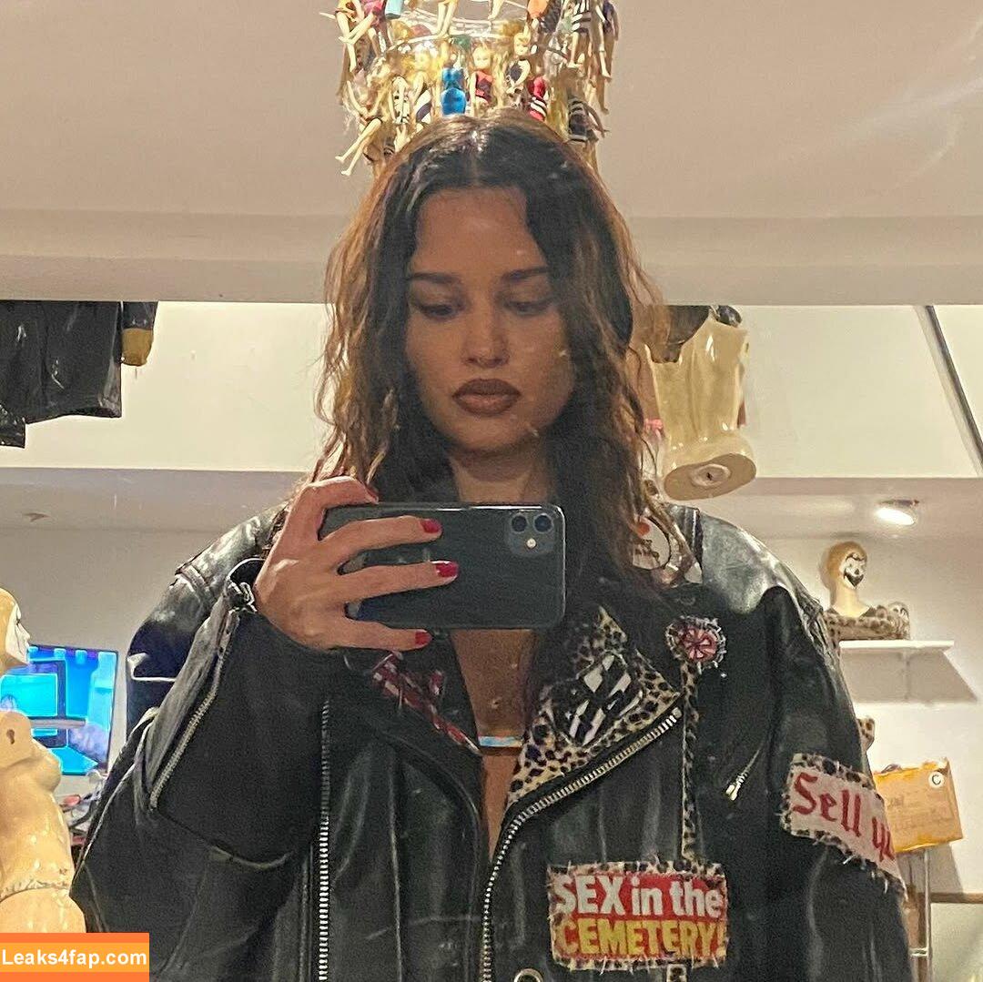 Tommy Genesis / goodnightangel / tommygenesis leaked photo photo #0014