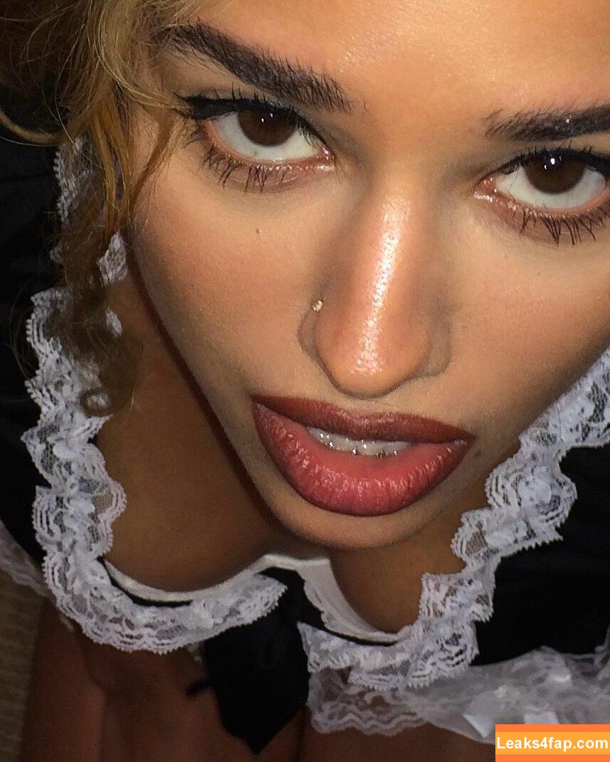 Tommy Genesis / goodnightangel / tommygenesis слитое фото фото #0054