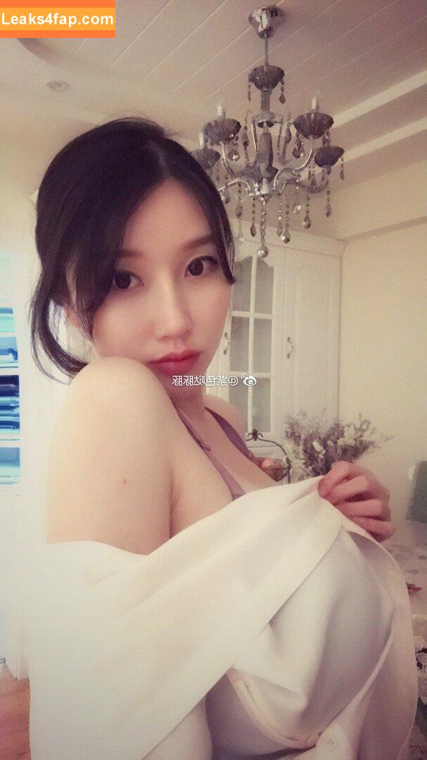 Tong xiaoxin / 童小芯 leaked photo photo #0111