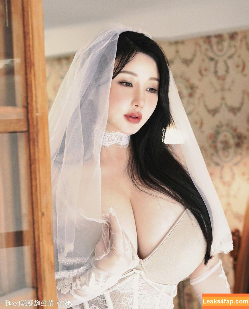 Tong xiaoxin / 童小芯 leaked photo photo #0179