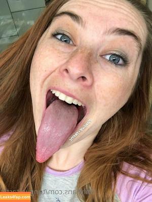 Tongue-tastic фото #0005