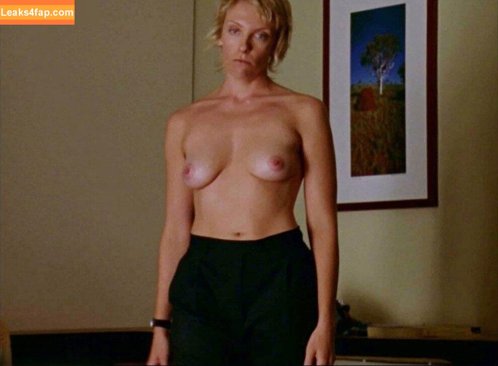 Toni Collette / toni_collette_official leaked photo photo #0002