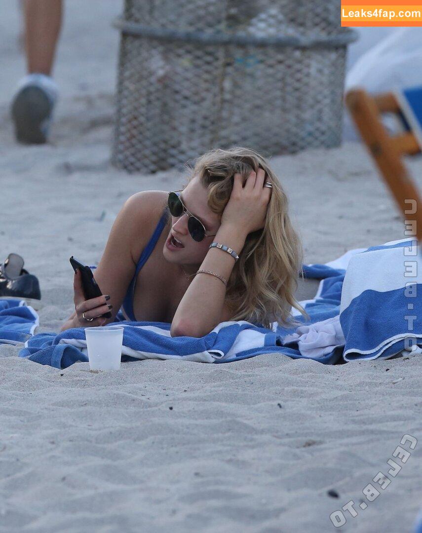 Toni Garrn / https: / tonigarrn leaked photo photo #0545