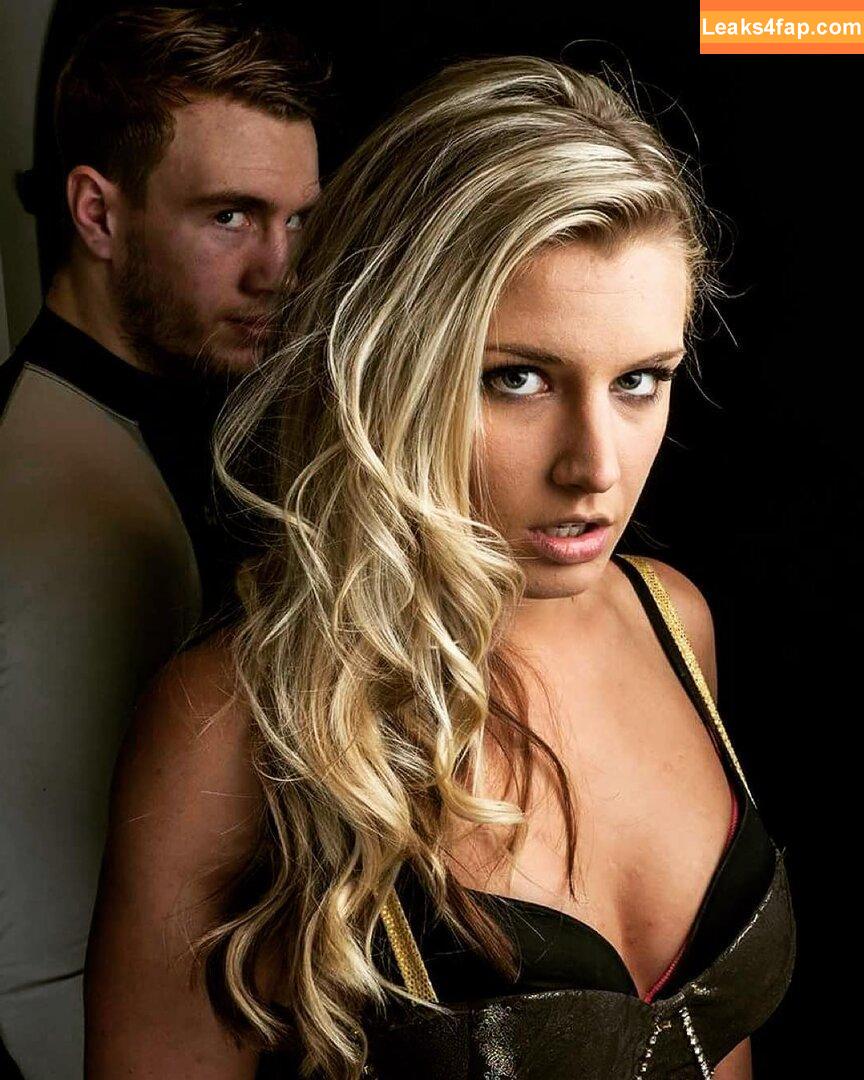 Toni Rossall /  leaked photo photo #0005