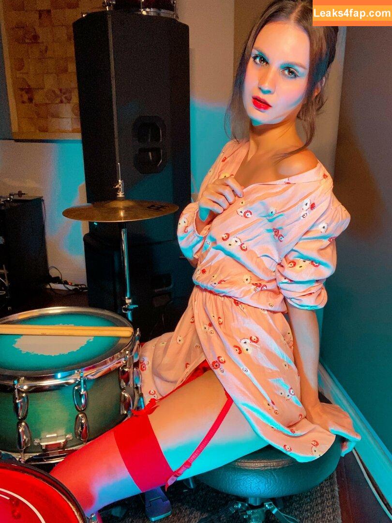 Tonya Rozatti / drummerqueen / tonya_rozatti leaked photo photo #0001