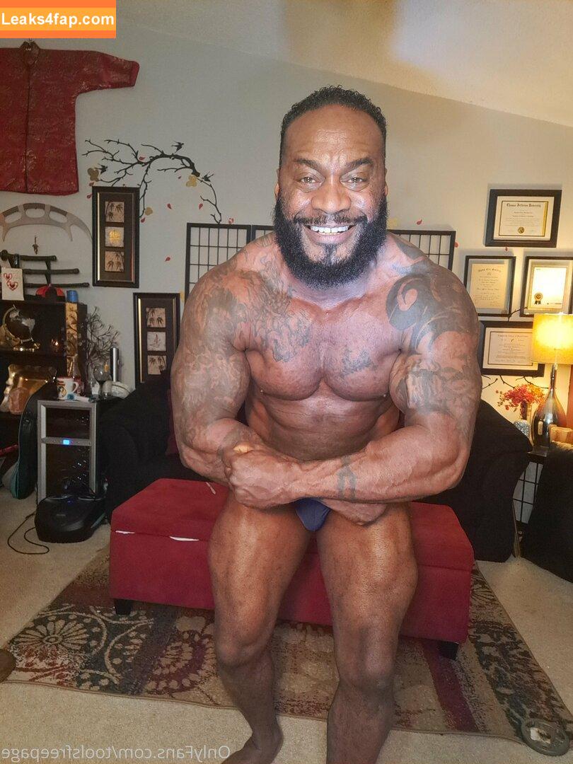 toolsfreepage / og_funkypage leaked photo photo #0040