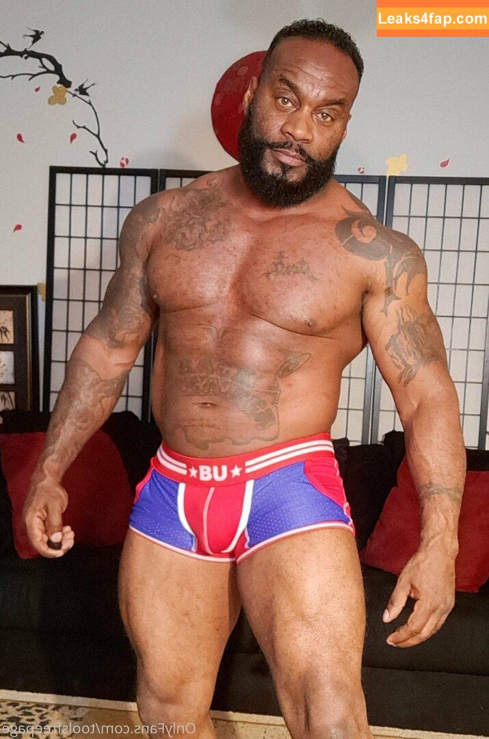 toolsfreepage / og_funkypage leaked photo photo #0045
