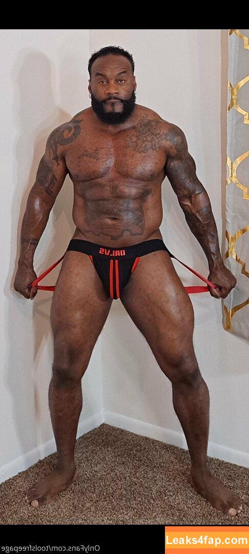toolsfreepage / og_funkypage leaked photo photo #0105