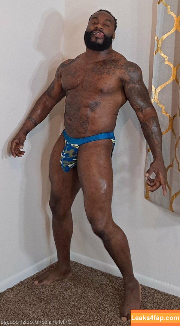 toolsfreepage / og_funkypage leaked photo photo #0114