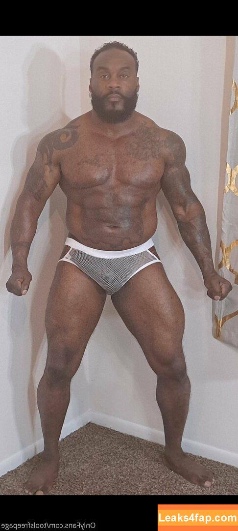 toolsfreepage / og_funkypage leaked photo photo #0123