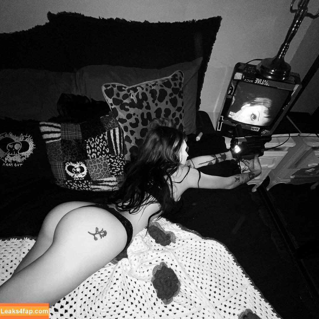 Toopoor / Layla Shapiro leaked photo photo #0004