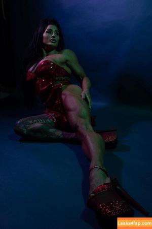 Tori Beaumont photo #0070