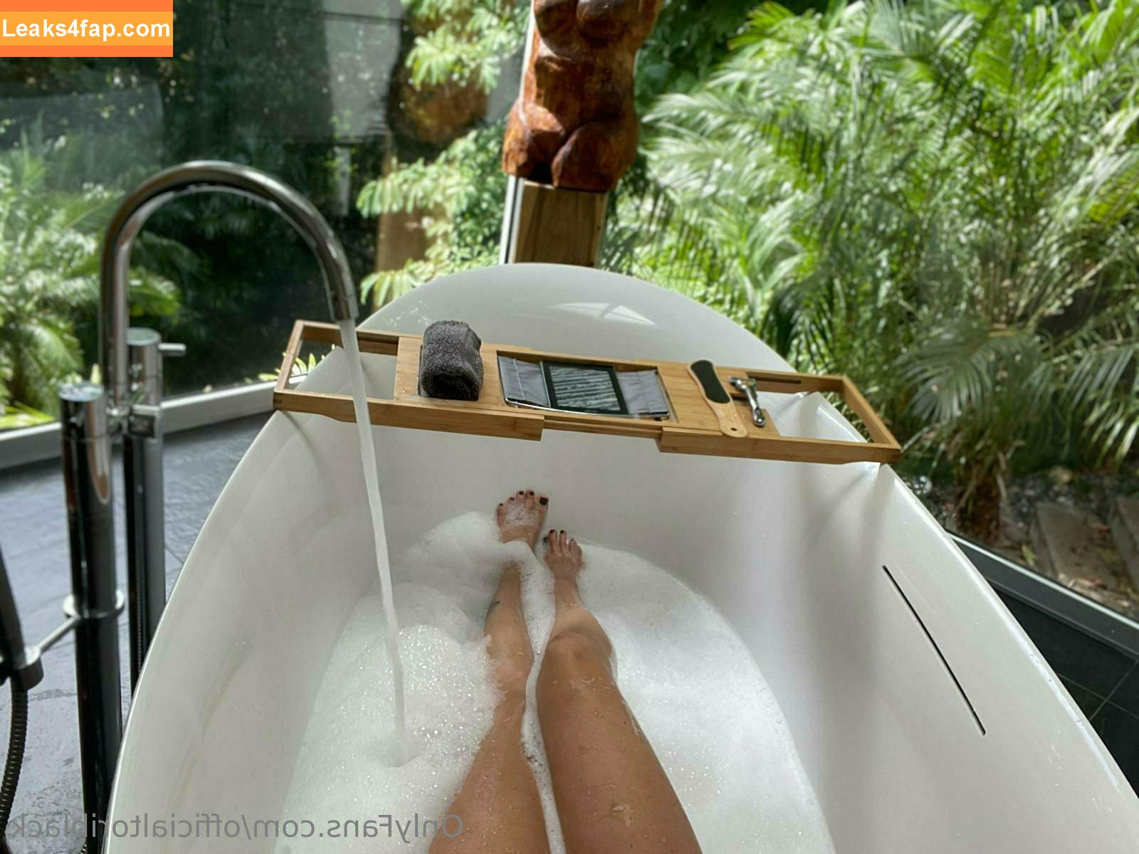 Tori Black / HollyRandall / misstoriblack / officialtoriblack / toriblackofficial_ слитое фото фото #0189