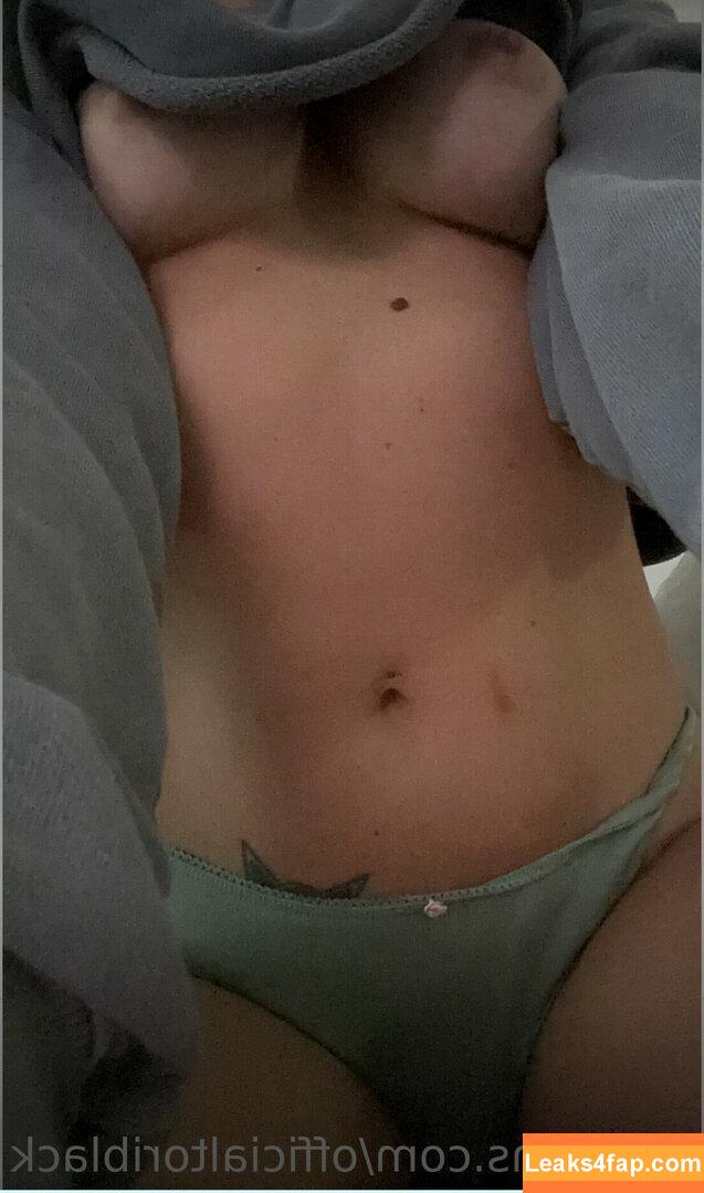 Tori Black / HollyRandall / misstoriblack / officialtoriblack / toriblackofficial_ leaked photo photo #0885