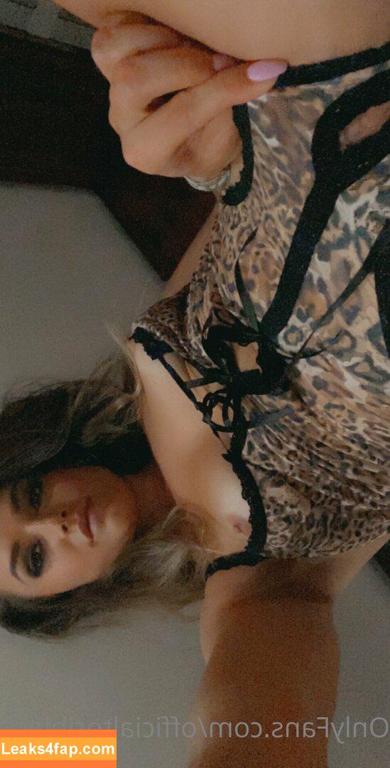 Tori Black / HollyRandall / misstoriblack / officialtoriblack / toriblackofficial_ leaked photo photo #2165