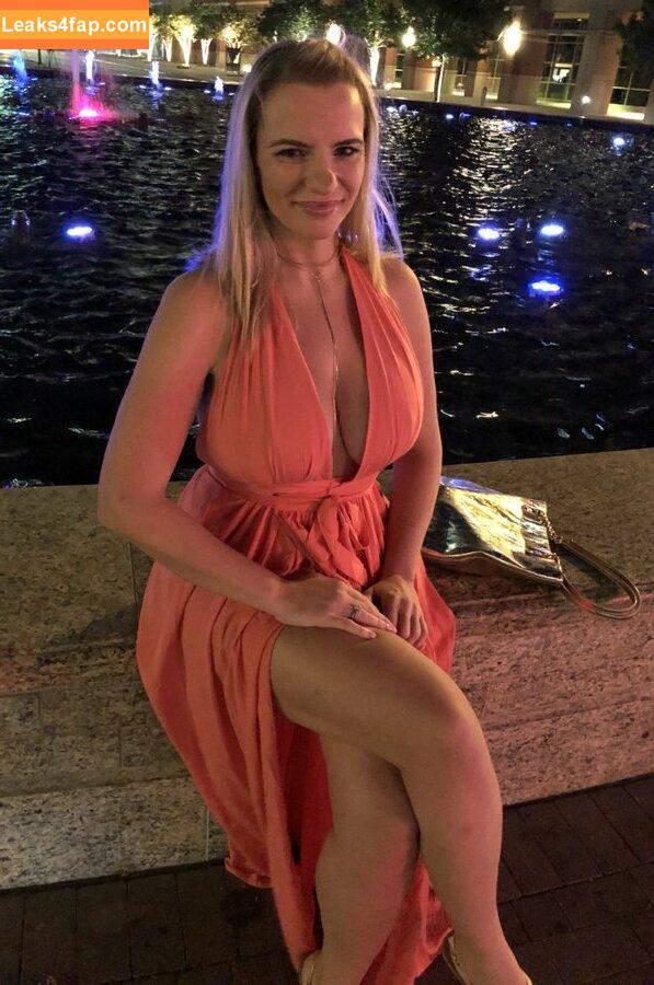 Tori Hendricz / fantasy_addict212 / tori__hendrix / torihendricz leaked photo photo #0150