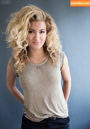 Tori Kelly photo #0092