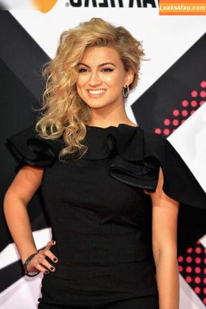 Tori Kelly photo #0105