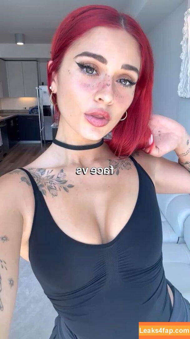 torialorraine /  leaked photo photo #0007