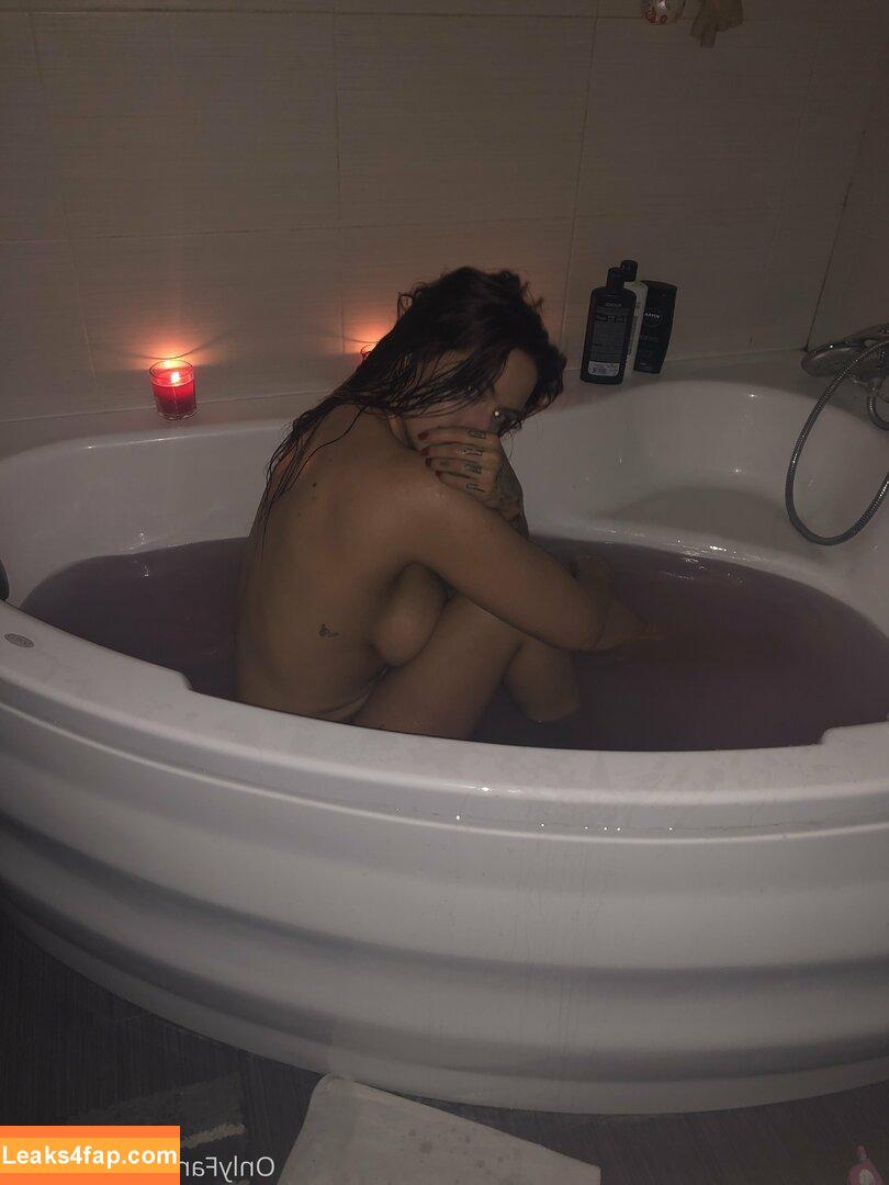 torivikk /  leaked photo photo #0035