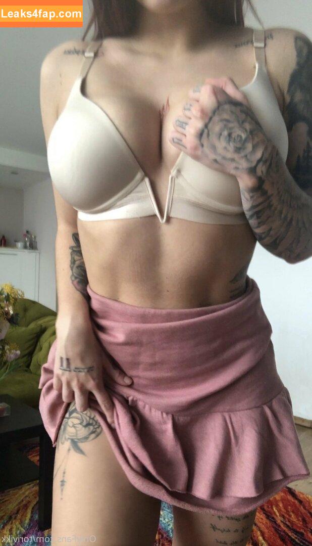 torivikk /  leaked photo photo #0039