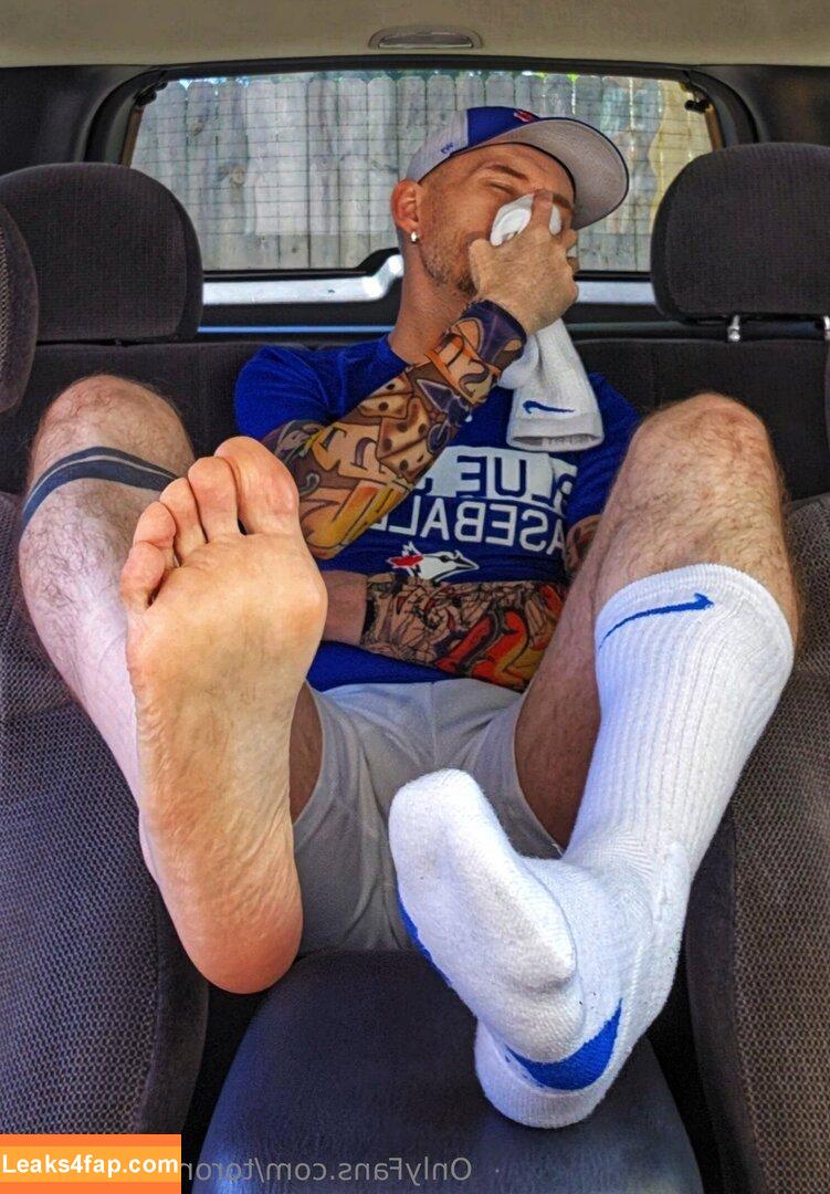 torontosocksean / torontosofficial leaked photo photo #0001