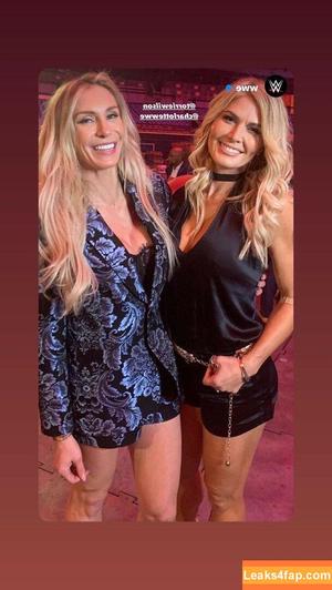 Torrie Wilson фото #0039