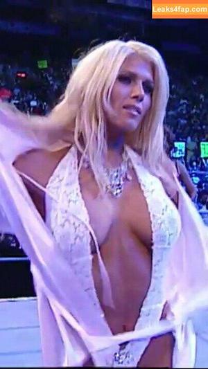 Torrie Wilson photo #1067