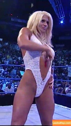 Torrie Wilson photo #1072