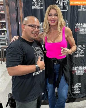 Torrie Wilson photo #1359