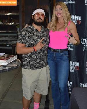 Torrie Wilson photo #1380