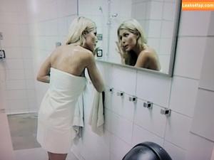 Torrie Wilson photo #1600