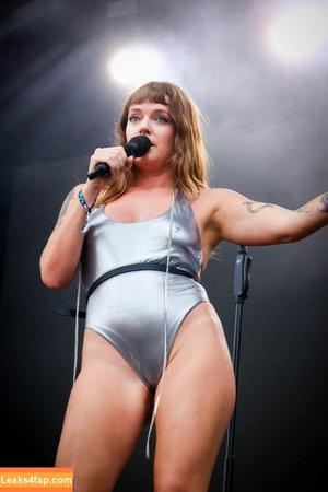Tove Lo photo #0048