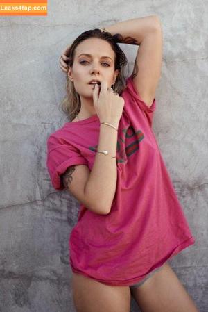 Tove Lo photo #0324