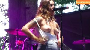 Tove Lo photo #0328