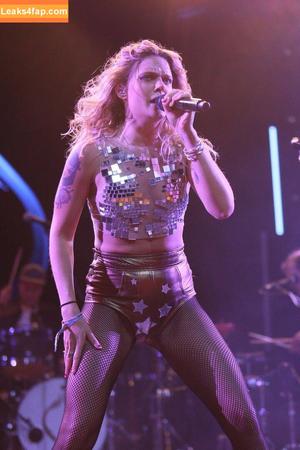 Tove Lo photo #0457