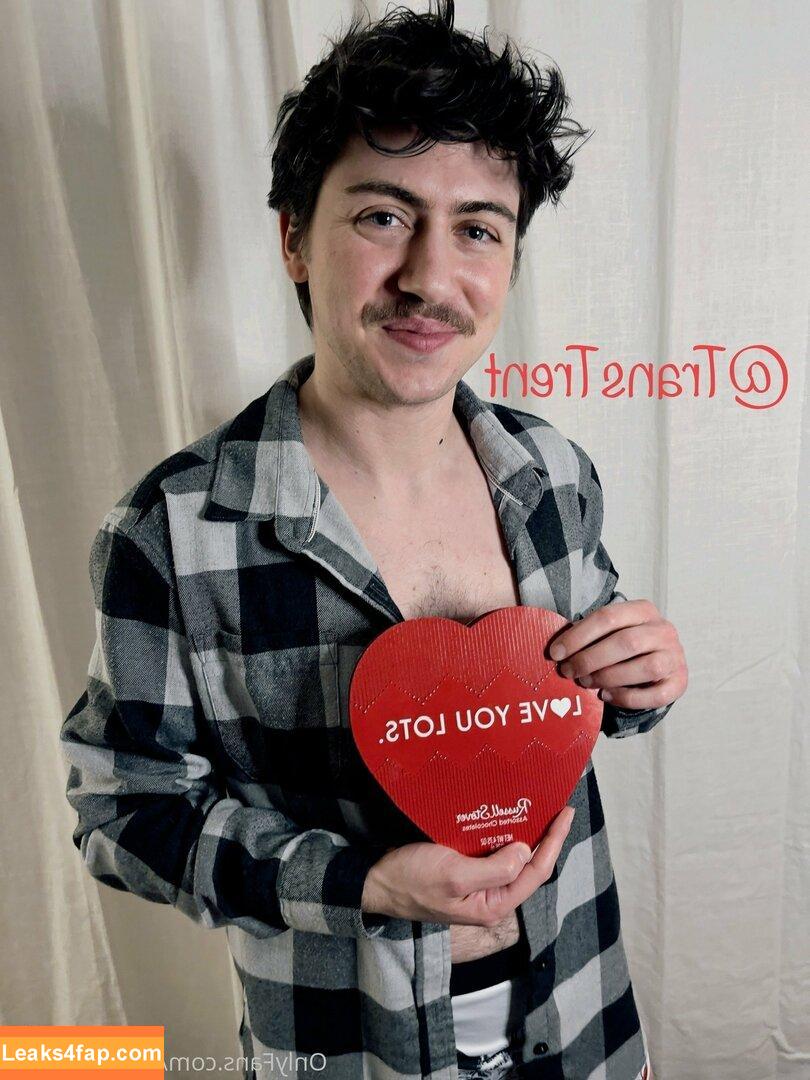 transtrentfree / toesaintfree leaked photo photo #0015