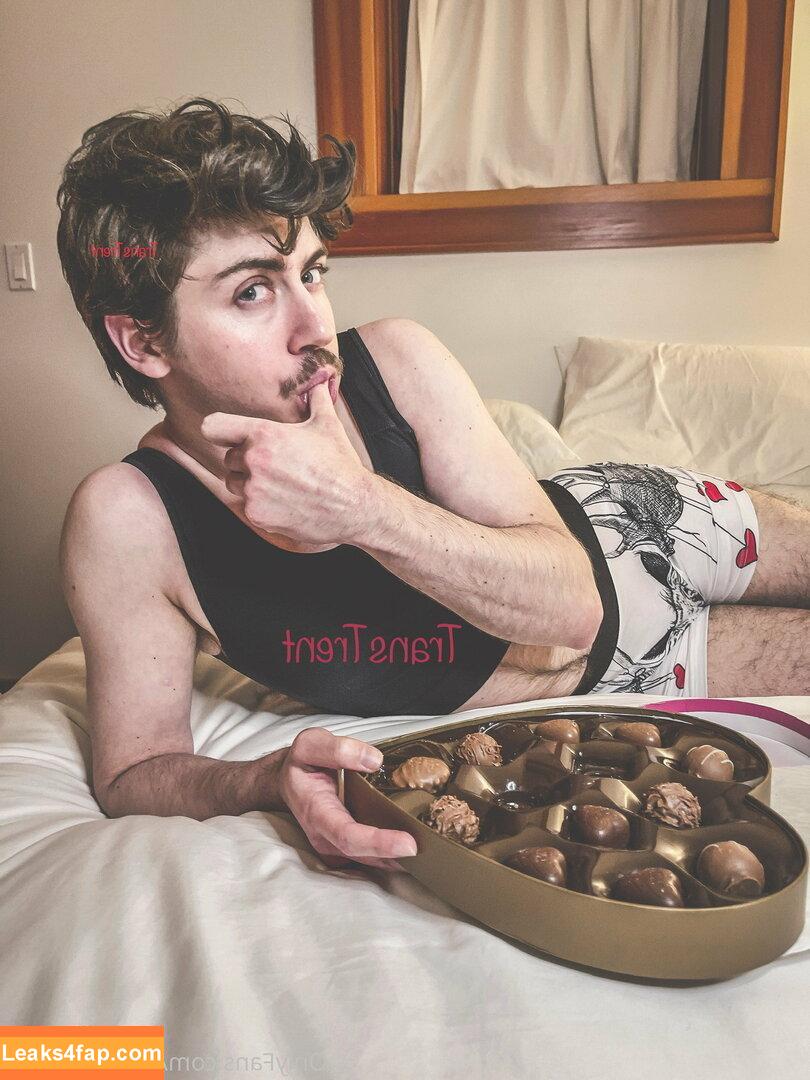 transtrentfree / toesaintfree leaked photo photo #0018