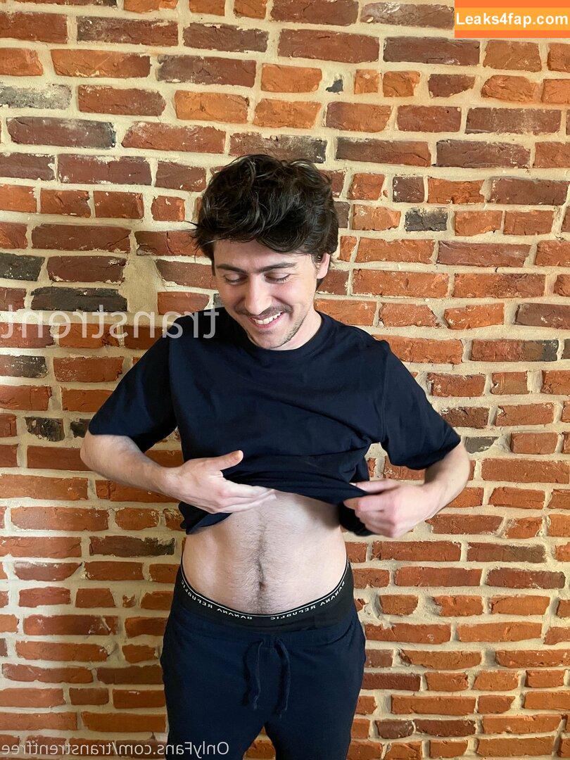 transtrentfree / toesaintfree leaked photo photo #0042